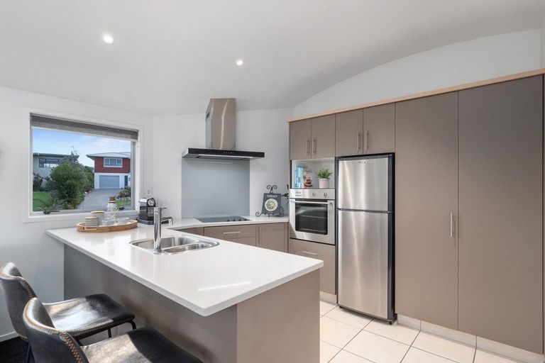 Photo of property in 208/27 Banks Avenue, Mount Maunganui, 3116
