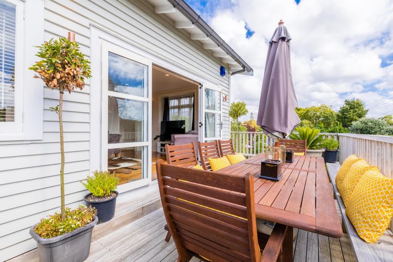Photo of property in 26a Rata Street, New Lynn, Auckland, 0600