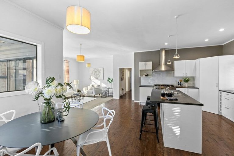 Photo of property in 9 Plunket Avenue, Petone, Lower Hutt, 5012