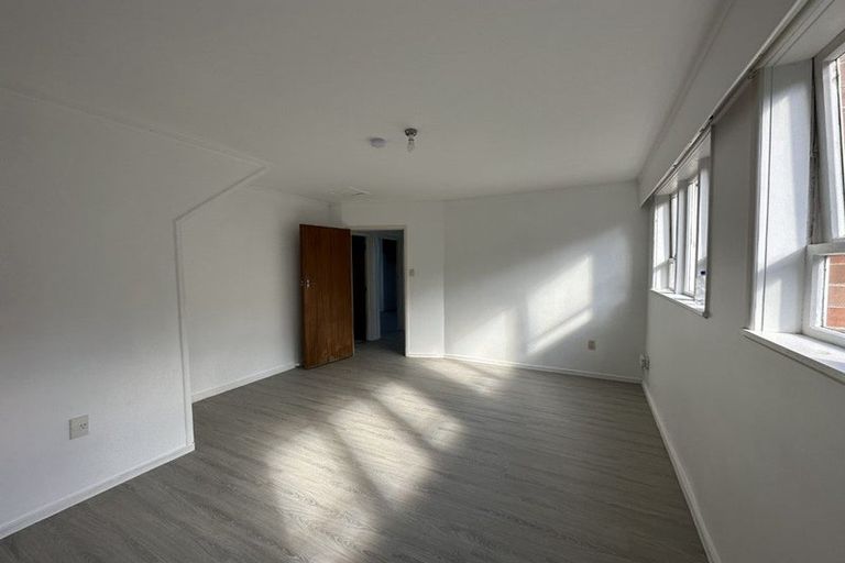 Photo of property in 140a Golf Road, Titirangi, Auckland, 0600