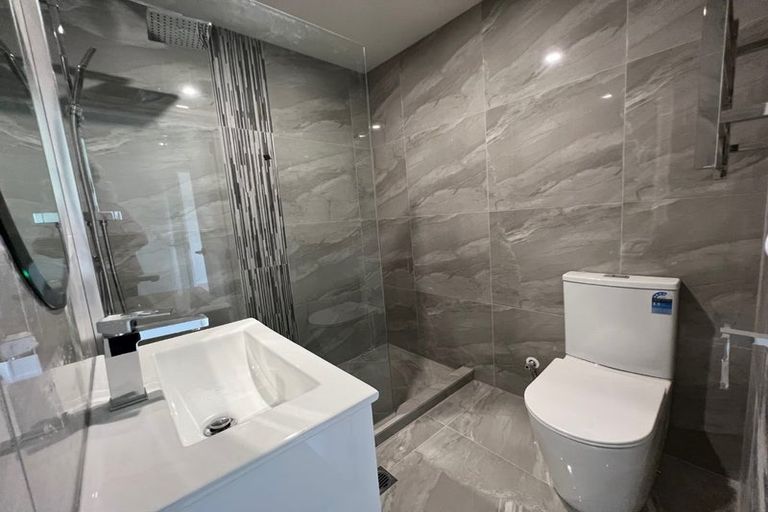 Photo of property in 160c Hill Road, Manurewa, Auckland, 2105