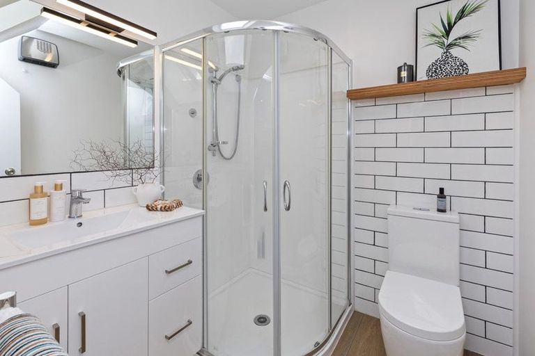 Photo of property in 2/15 Ayr Street, Riccarton, Christchurch, 8011