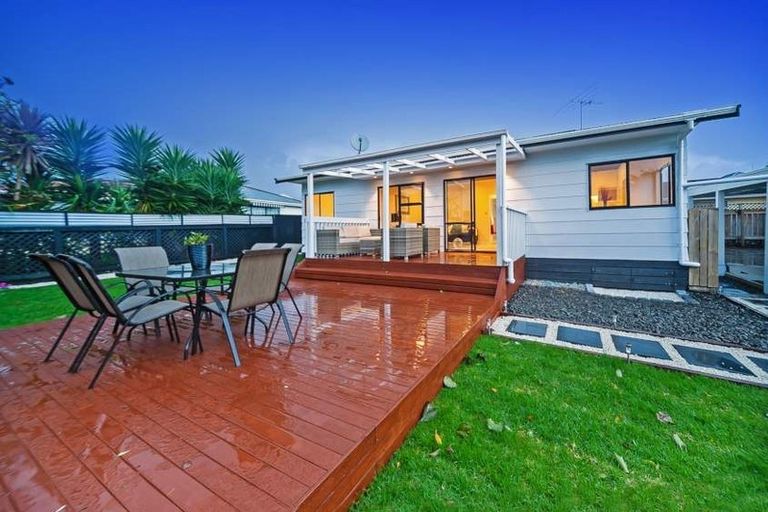 Photo of property in 1/3 Copley Street, New Lynn, Auckland, 0600