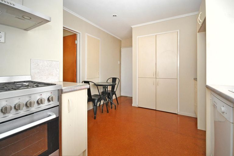 Photo of property in 12a Sturdee Road, Manurewa, Auckland, 2102