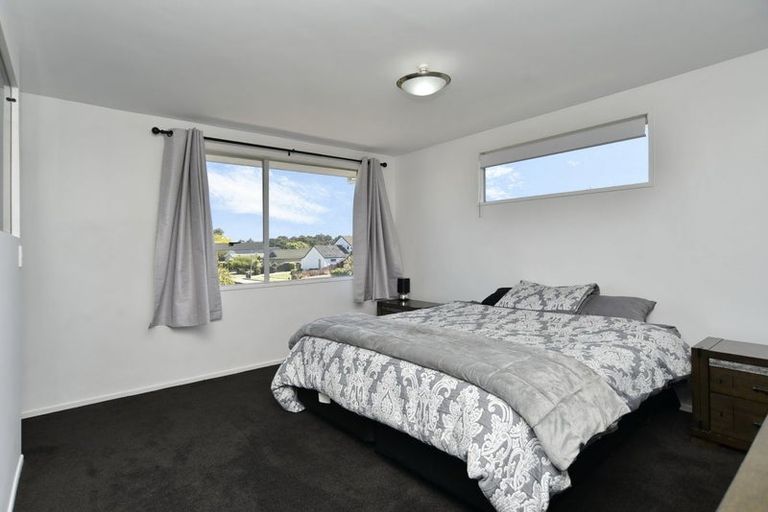 Photo of property in 9 Heathglen Avenue, Parklands, Christchurch, 8083