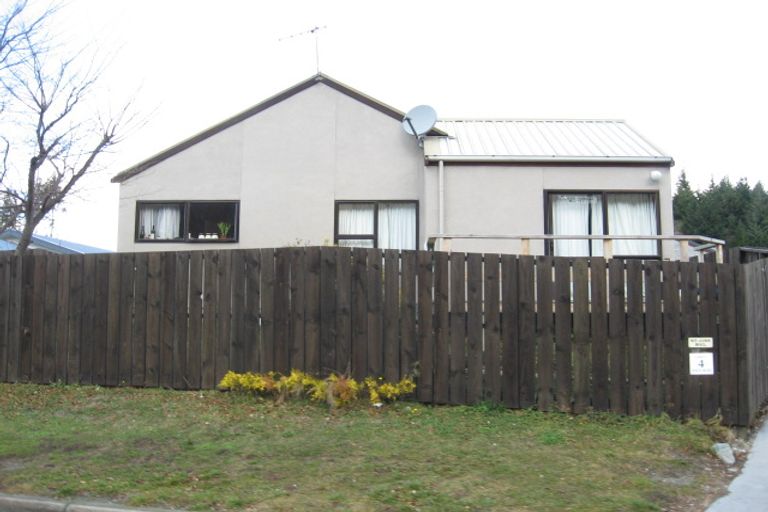 Photo of property in 4b Watts Road, Fernhill, Queenstown, 9300