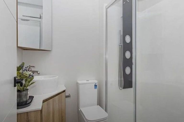 Photo of property in 26u2 Cameron Road, Hamilton East, Hamilton, 3216