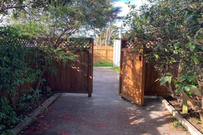 Photo of property in 69a Ellesmere Avenue, Miramar, Wellington, 6022