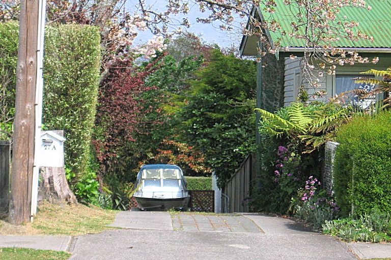 Photo of property in 27 Sunset Street, Hilltop, Taupo, 3330