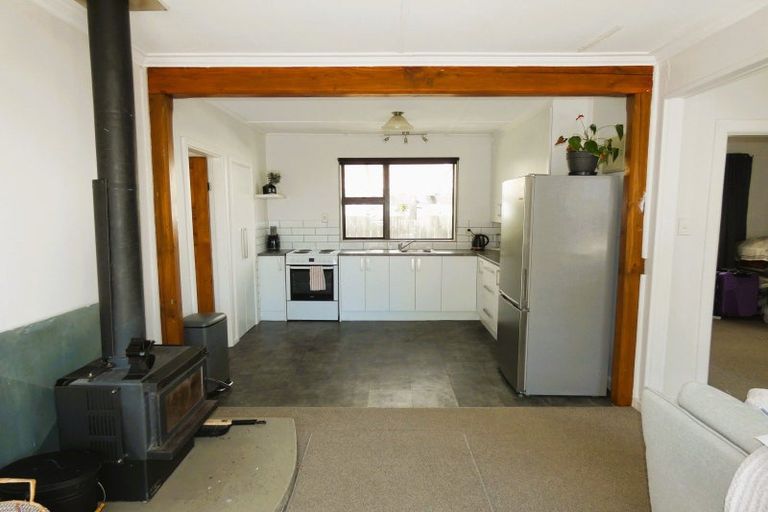 Photo of property in 33 Domett Street, Westport, 7825