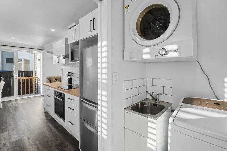 Photo of property in 122 King Street, Cambridge, 3434