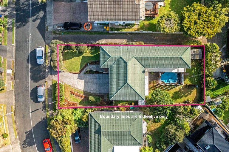Photo of property in 32 Galaxy Drive, Mairangi Bay, Auckland, 0630