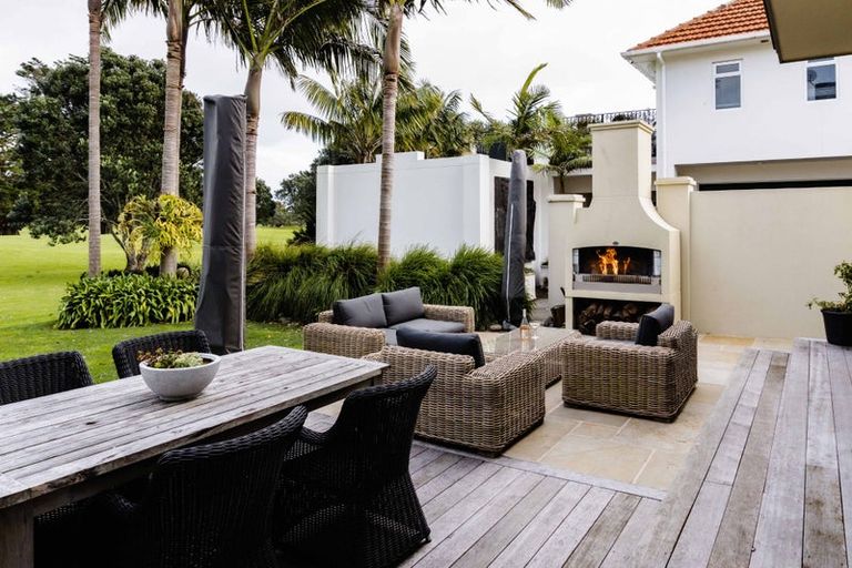 Photo of property in 186 Oceanbeach Road, Mount Maunganui, 3116