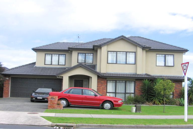 Photo of property in 47 Middlefield Drive, East Tamaki Heights, Auckland, 2016