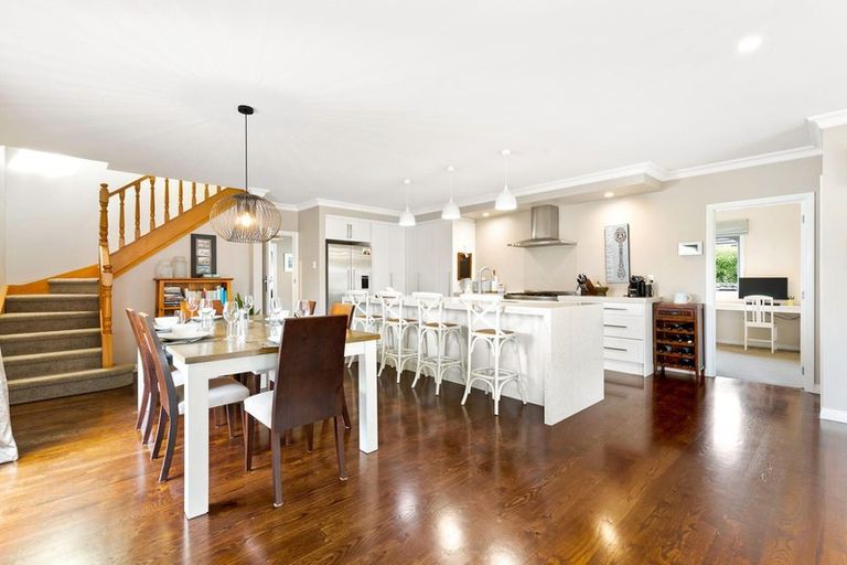 Photo of property in 47 Taikata Road, Te Atatu Peninsula, Auckland, 0610