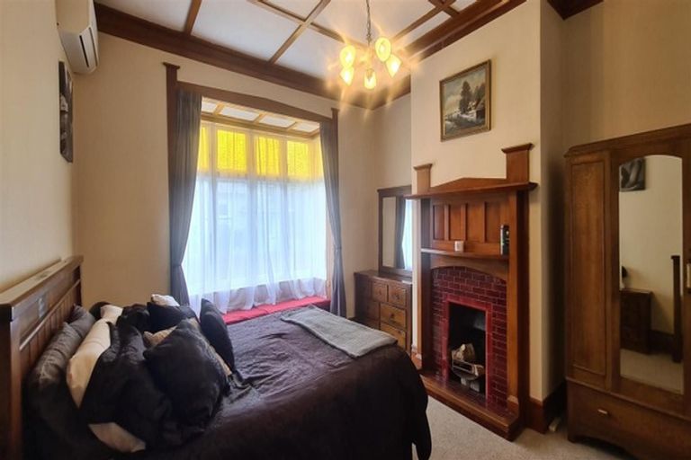 Photo of property in 23 Victoria Street, Waipawa, 4210