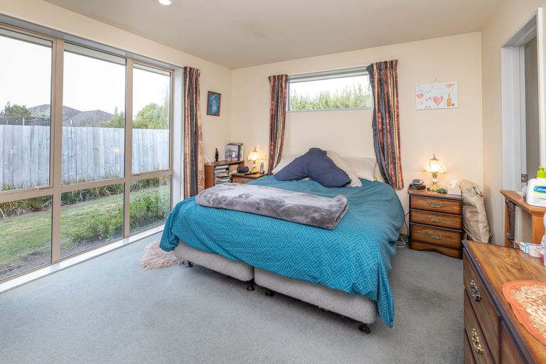 Photo of property in 24 Rochester Crescent, Rolleston, 7614