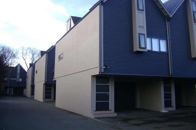 Photo of property in 9/315 Worcester Street, Linwood, Christchurch, 8011