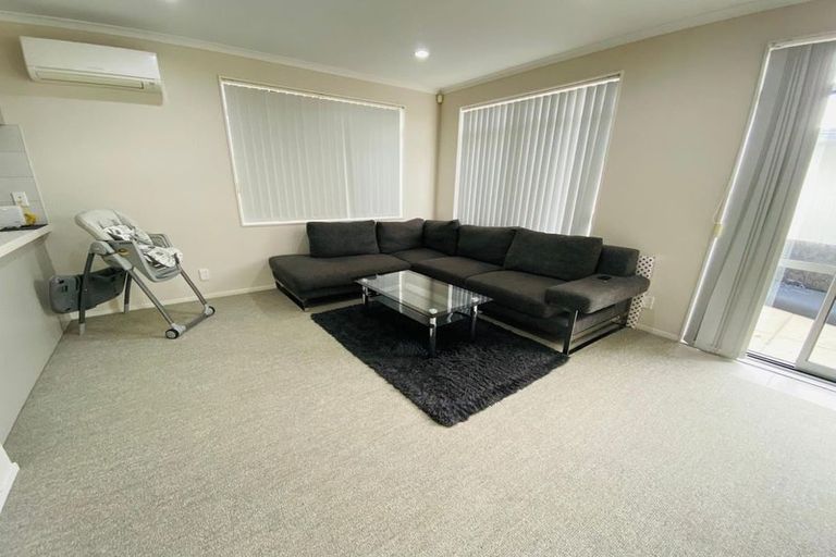 Photo of property in 94 Flat Bush School Road, Flat Bush, Auckland, 2019