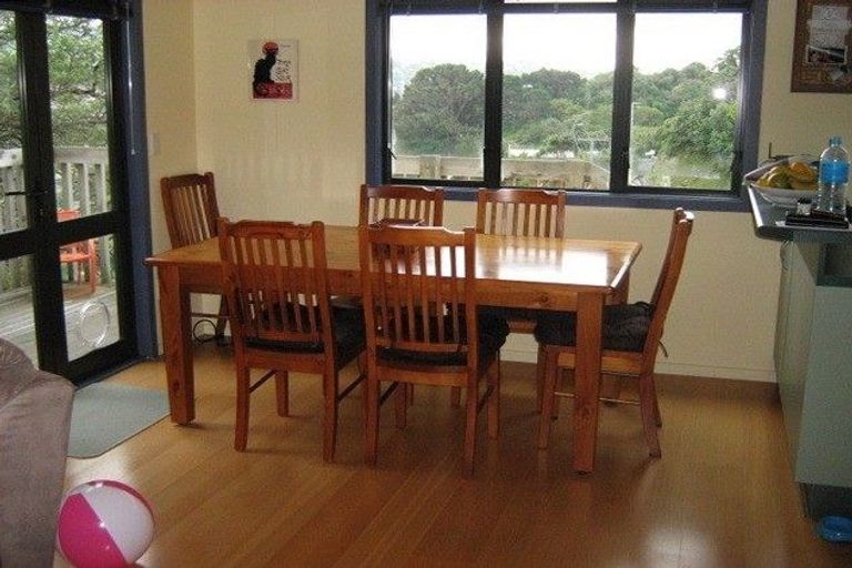 Photo of property in 31u1 Volga Street, Island Bay, Wellington, 6023