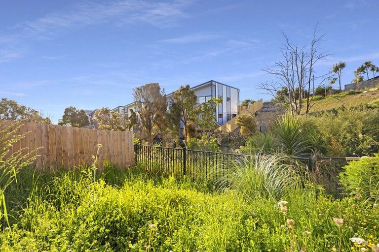 Photo of property in 9a Putiputi Way, Papakura, 2110