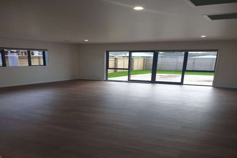 Photo of property in 93c Sandspit Road, Waiuku, 2123