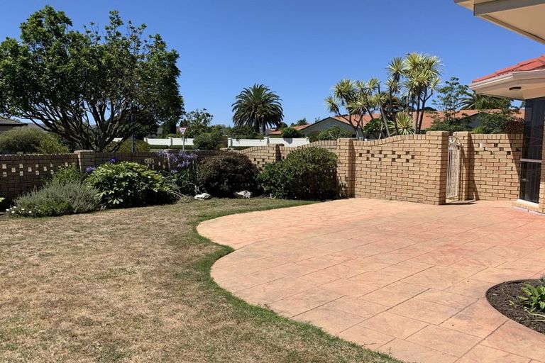 Photo of property in 116 Santa Monica Drive, Papamoa Beach, Papamoa, 3118