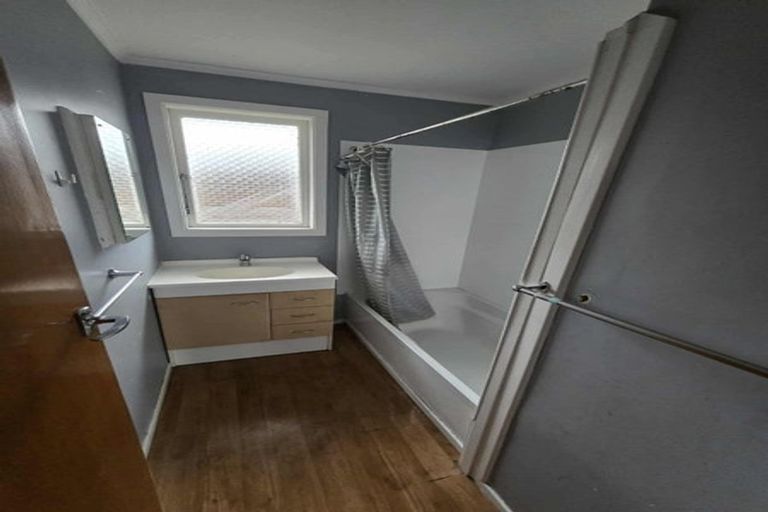 Photo of property in 33 Mountbatten Grove, Clouston Park, Upper Hutt, 5018