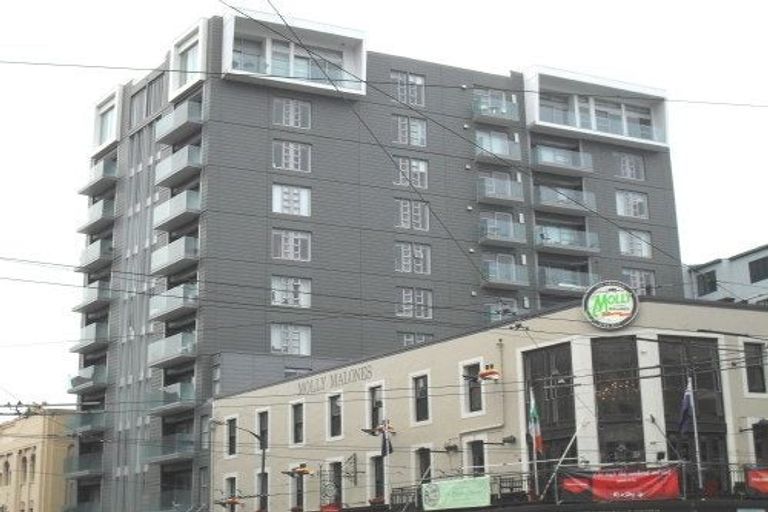 Photo of property in Bellagio Apartments, 4f/39 Taranaki Street, Te Aro, Wellington, 6011