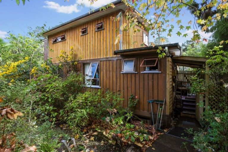 Photo of property in 29 Onedin Place, Titirangi, Auckland, 0604