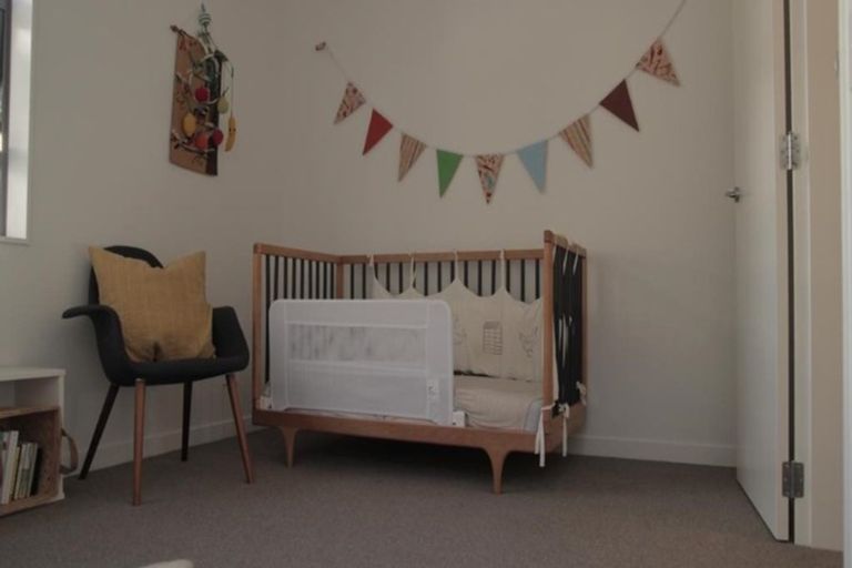 Photo of property in 24u7 Princess Terrace, Newtown, Wellington, 6021