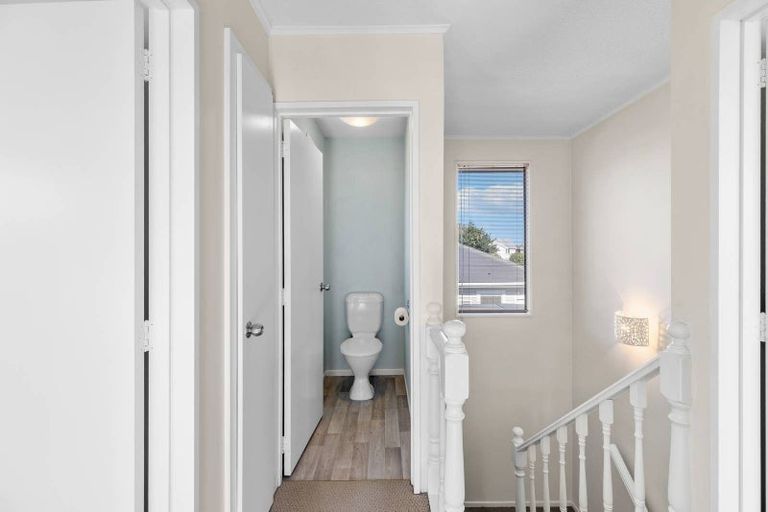 Photo of property in 8a Freyberg Avenue, Riccarton, Christchurch, 8011