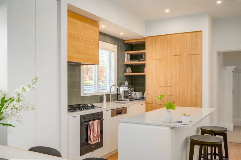 Photo of property in 1/6 Saint Martins Road, Saint Martins, Christchurch, 8022
