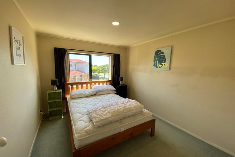 Photo of property in 1 Claridge Place, Mount Maunganui, 3116