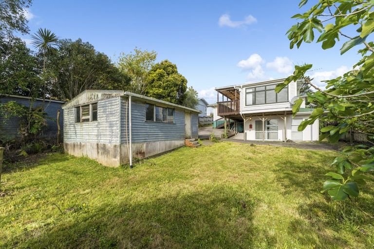 Photo of property in 37 Chorley Avenue, Massey, Auckland, 0614