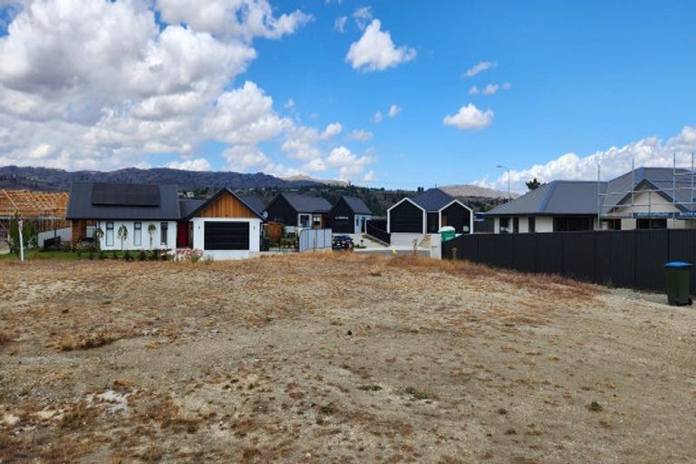 Photo of property in 2 Sequoia Close, Alexandra, 9320