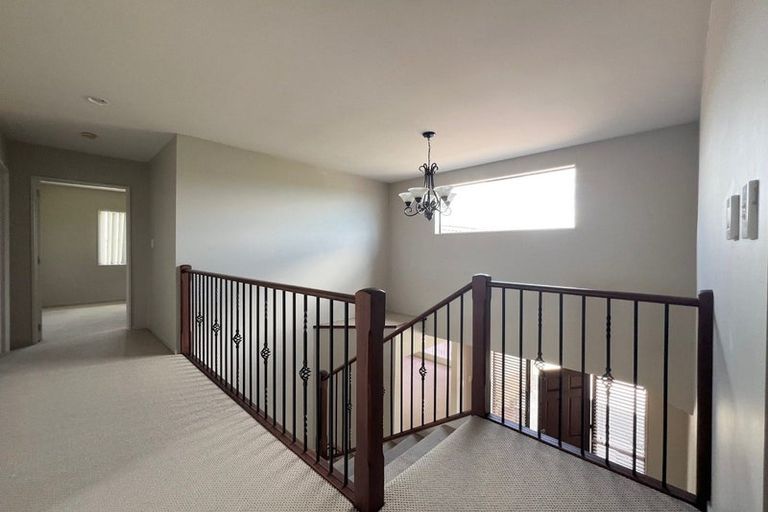 Photo of property in 28 Innisowen Place, Flat Bush, Auckland, 2019