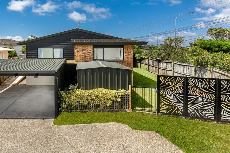 Photo of property in 2/150 Arran Road, Browns Bay, Auckland, 0630
