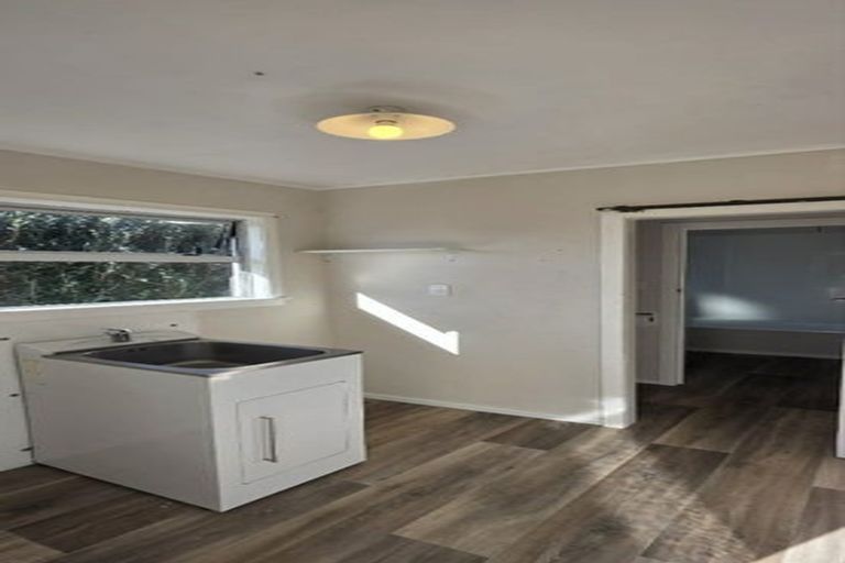 Photo of property in 232 Omata Road, Spotswood, New Plymouth, 4310