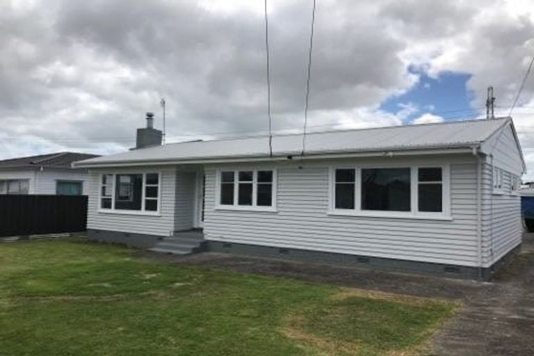 Photo of property in 27 Harwood Crescent, Otara, Auckland, 2023