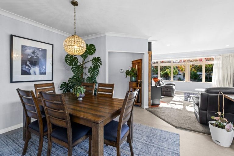 Photo of property in 59 Whiting Crescent, Greenmeadows, Napier, 4112