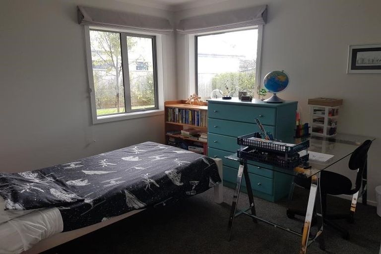 Photo of property in 56 Resolution Drive, Whitby, Porirua, 5024