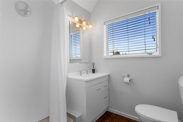 Photo of property in 39 Halswell Junction Road, Halswell, Christchurch, 8025