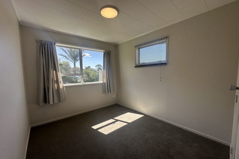 Photo of property in 30 Keegan Drive, Massey, Auckland, 0614