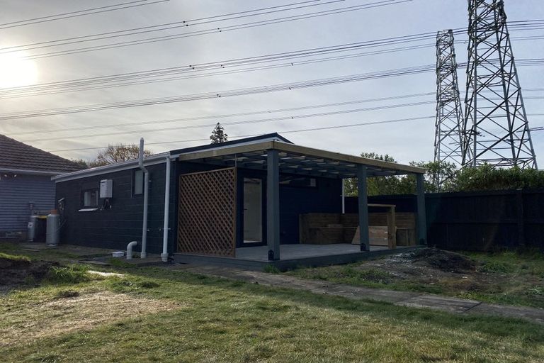 Photo of property in 110 Racecourse Road, Sockburn, Christchurch, 8042
