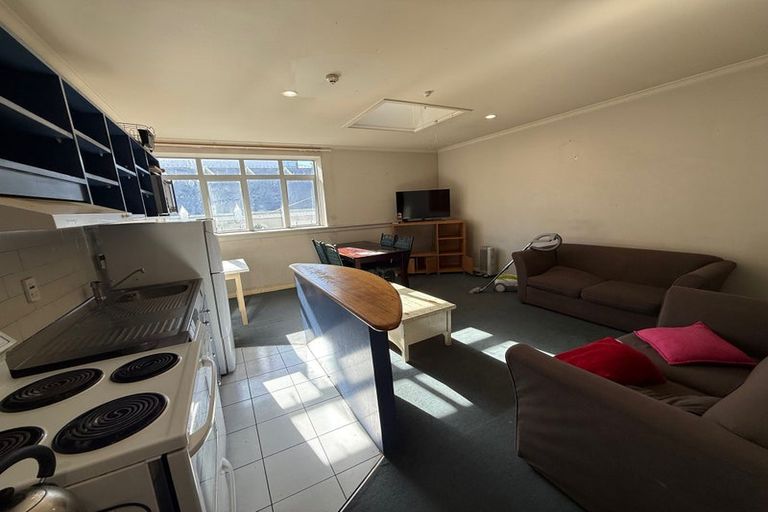 Photo of property in Quest/richard Pearse Apartment, 2/219k Willis Street, Te Aro, Wellington, 6011