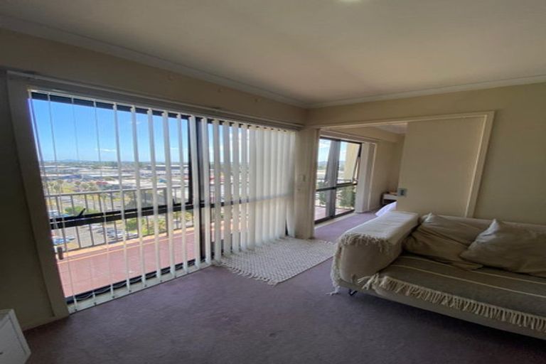 Photo of property in 11c/18 Ronwood Avenue, Manukau, Auckland, 2104