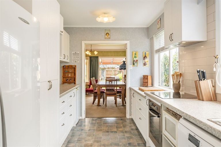 Photo of property in 42 Milton Street, Trentham, Upper Hutt, 5018