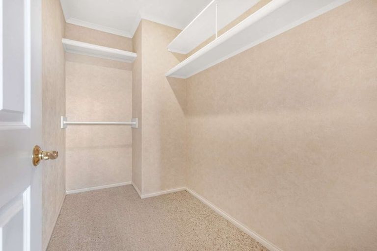 Photo of property in 22 Cobbe Place, Pomare, Rotorua, 3015