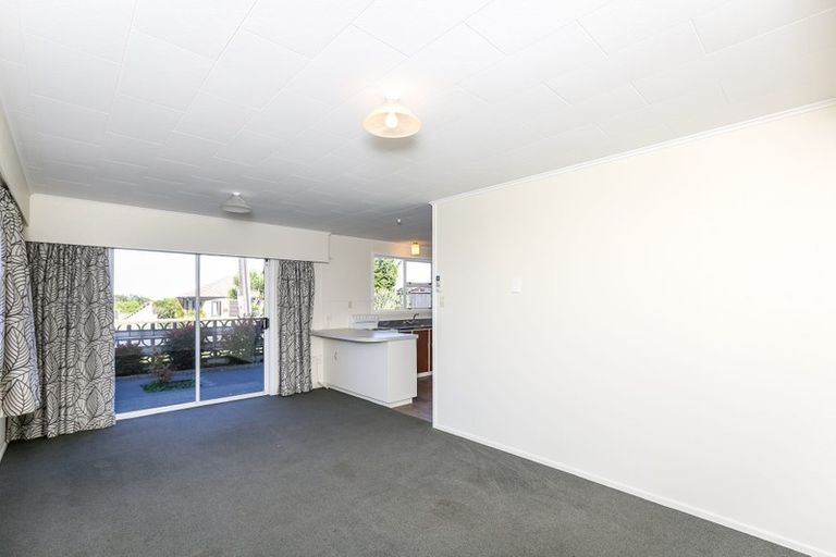 Photo of property in 137 Ngamotu Road, Spotswood, New Plymouth, 4310